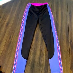 Lilly Pulitzer Luxletic size Small. Gently used